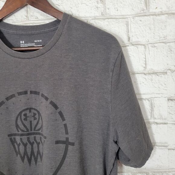 Under Armour gray basketball tee - Picture 4 of 12